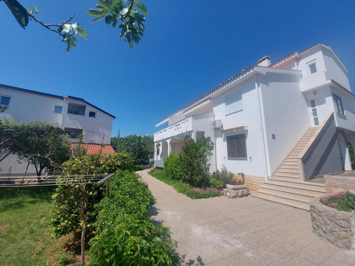 Apartments Kricin 14 Laura Baška Exterior foto