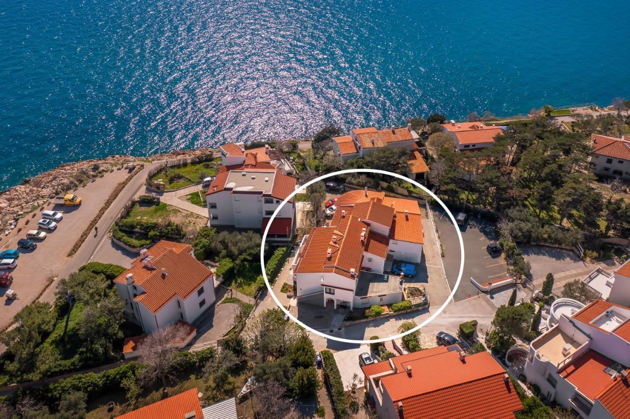 Apartments Kricin 14 Laura Baška Exterior foto
