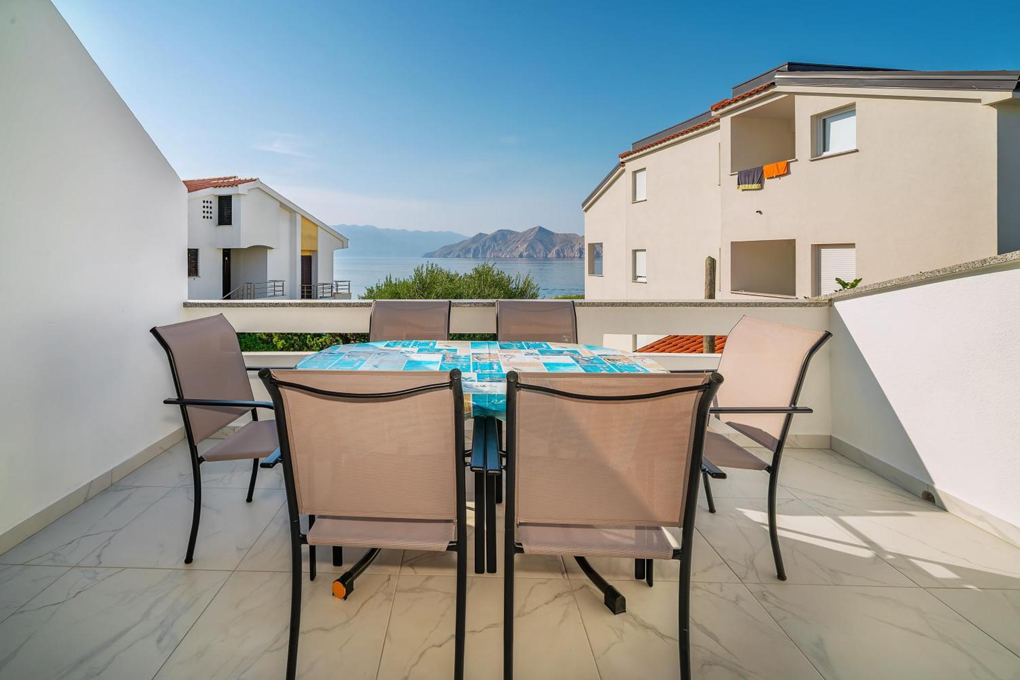 Apartments Kricin 14 Laura Baška Exterior foto